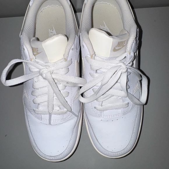 Nike Women's Gamma Force - Size 8 - Picture 4 of 6